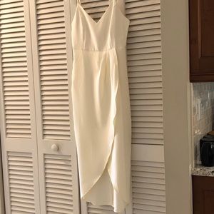 Cute anytime dress in a creamy white color.